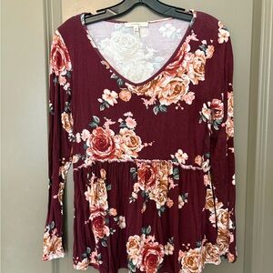 ANDREE BY UNIT Floral Print Top with Burgundy Accents
